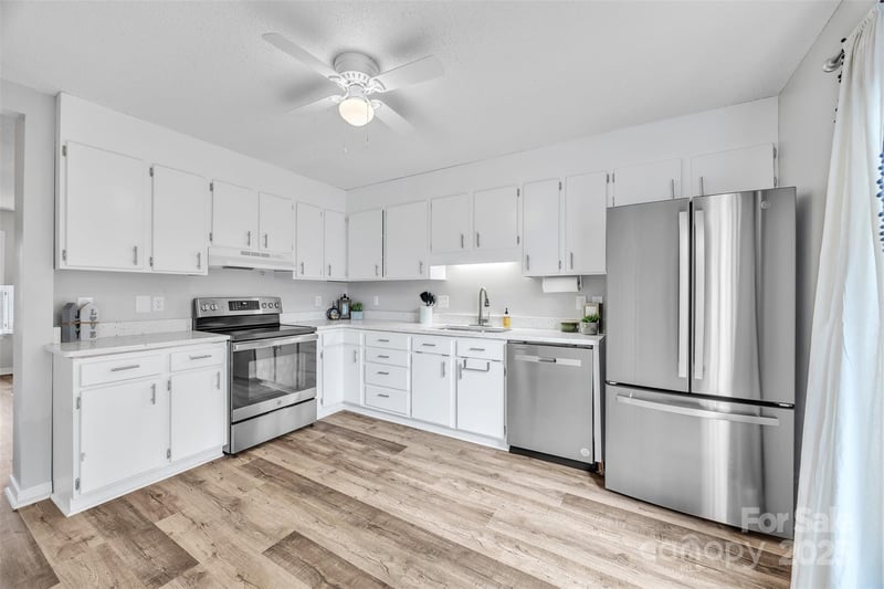 62 Duke St #3, Granite Falls, NC 28630