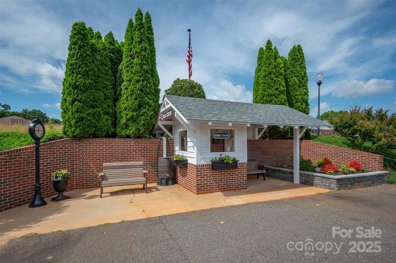 Grand Central St #83, Spindale, NC 28160