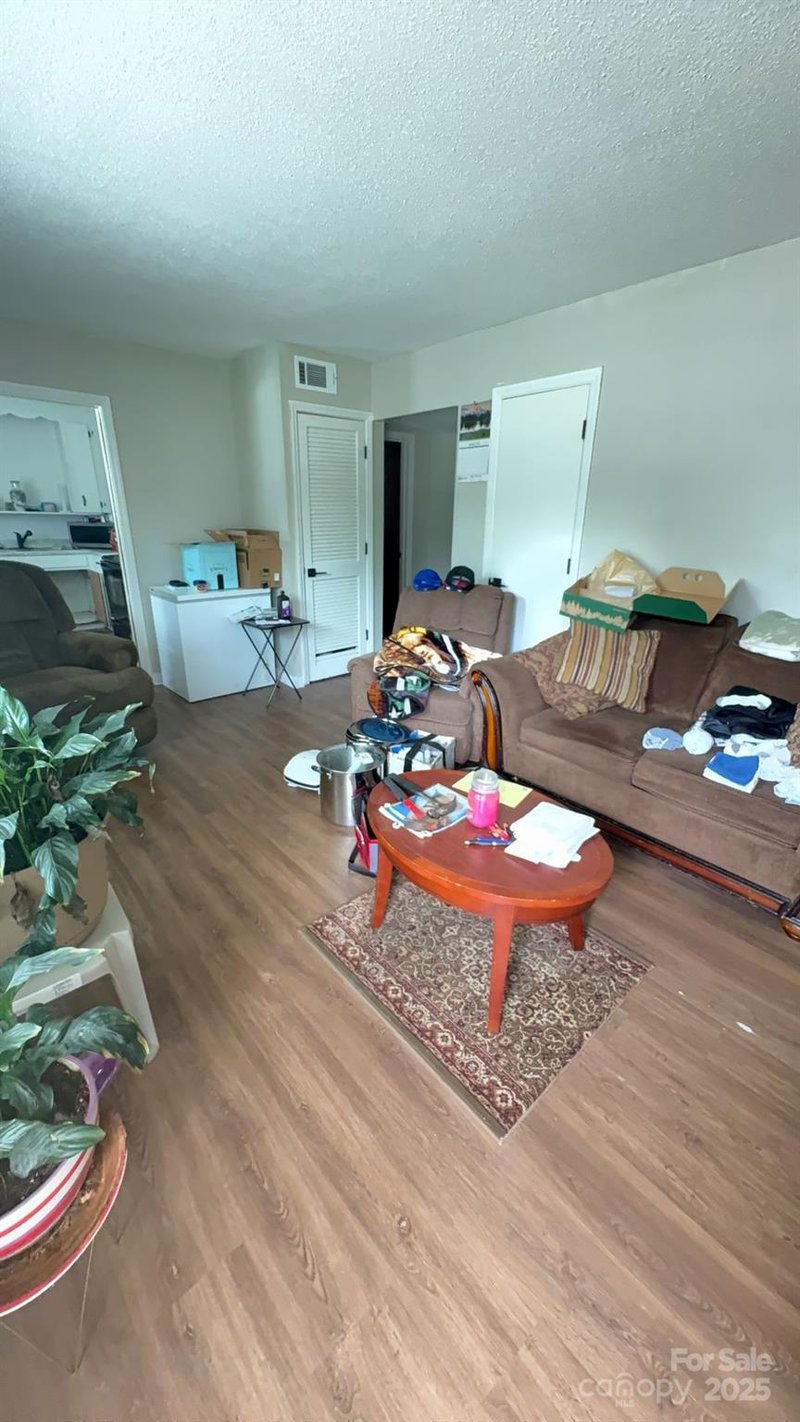 111 Saluda St, Chester, SC 29706