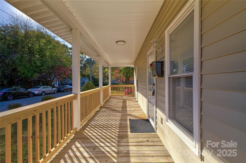 5909 Maple St, Charlotte, NC 28269