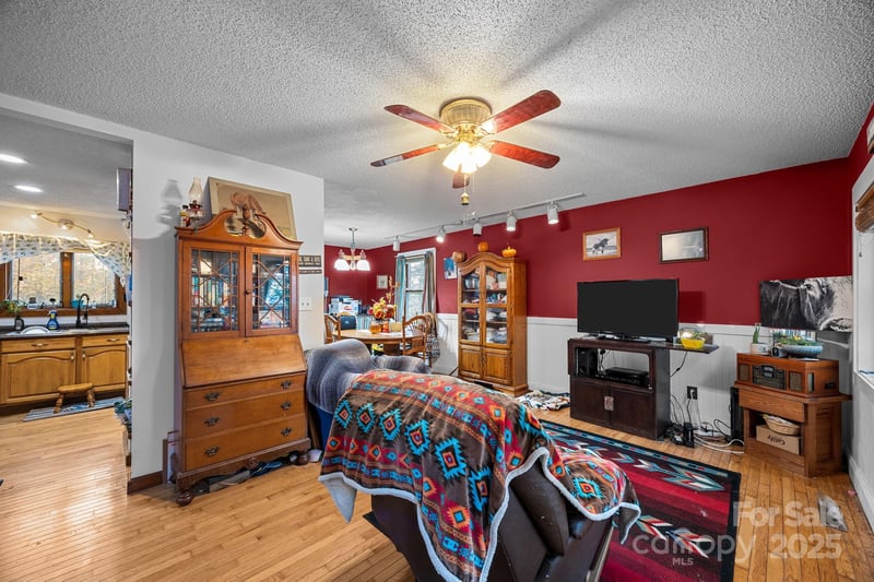 3114 New Leicester Hw, Leicester, NC 28748