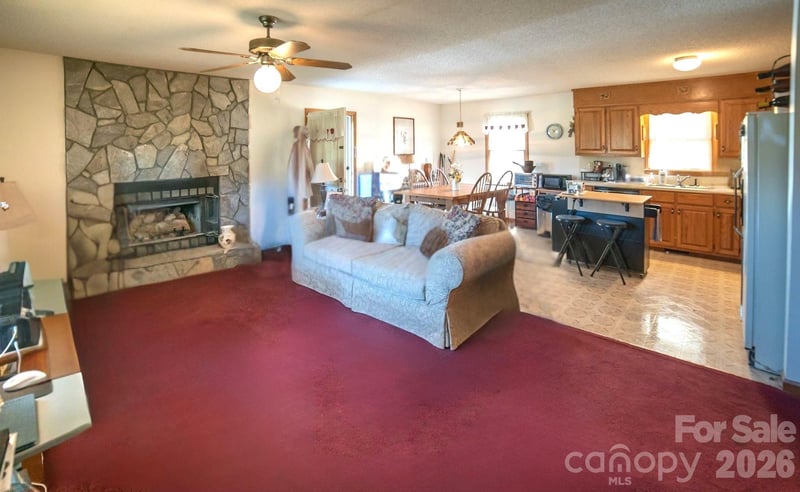 4186 Horseshoe Bend Rd, Hudson, NC 28638