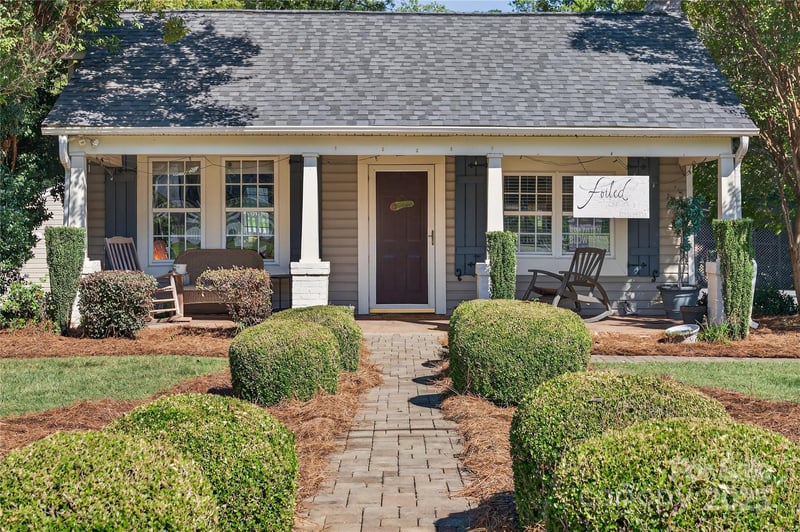 19428 Zion Ave, Cornelius, NC 28031