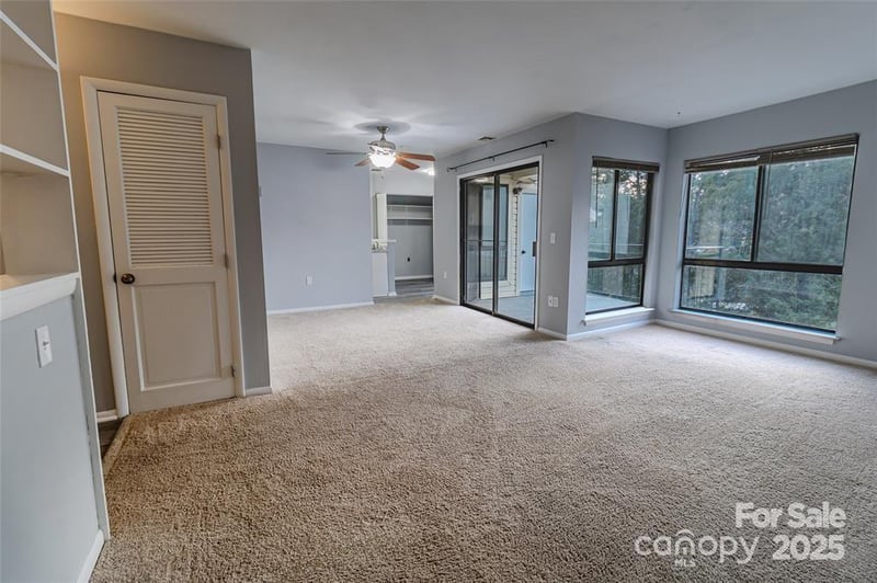 4814 Spring Lake Dr #E, Charlotte, NC 28212