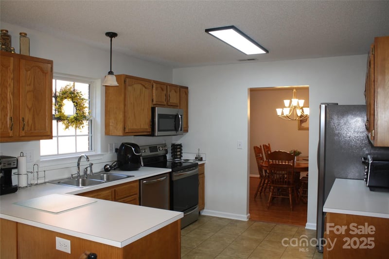 107 Prestwick Ct, Salisbury, NC 28146