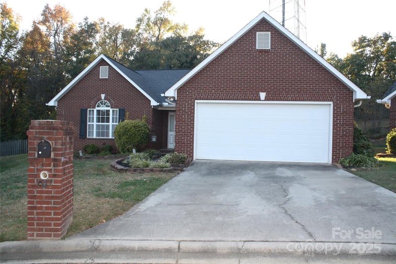 107 Prestwick Ct, Salisbury, NC 28146
