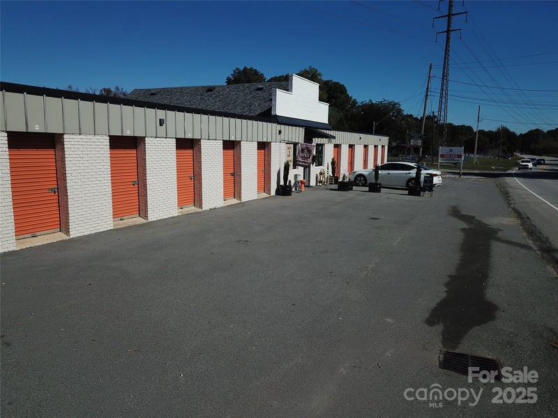 1812 Mooresville Rd, Salisbury, NC 28147
