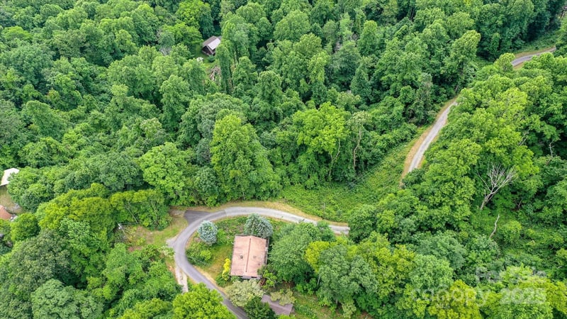 99999 Secluded Valley Rd, Marshall, NC 28743