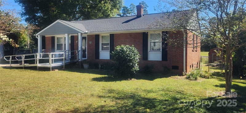 5511 Radford Ave, Charlotte, NC 28217