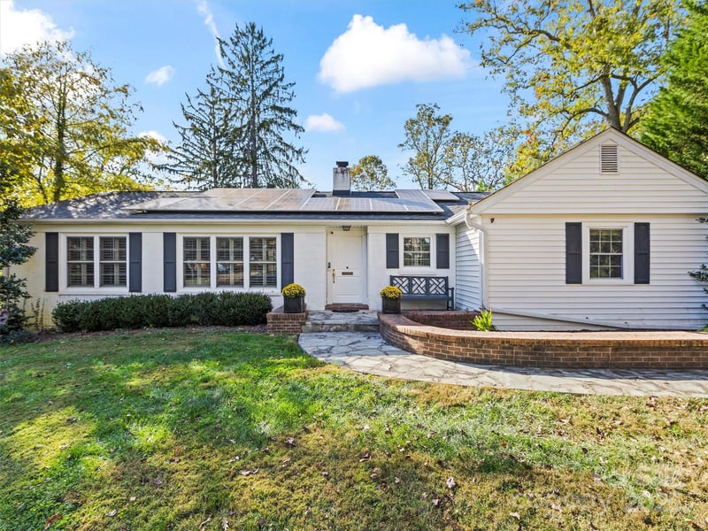 9 Hilltop Rd, Asheville, NC 28803