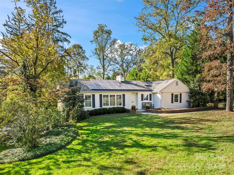 9 Hilltop Rd, Asheville, NC 28803