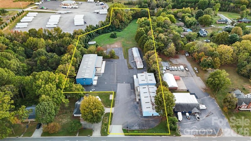 2313 Front St, Statesville, NC 28677