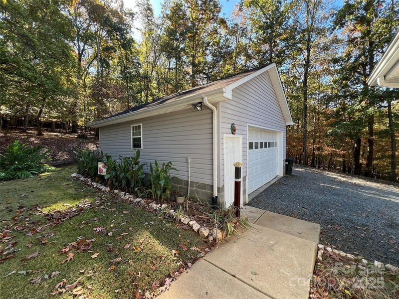 25397 Stony Mountain Rd, Albemarle, NC 28001