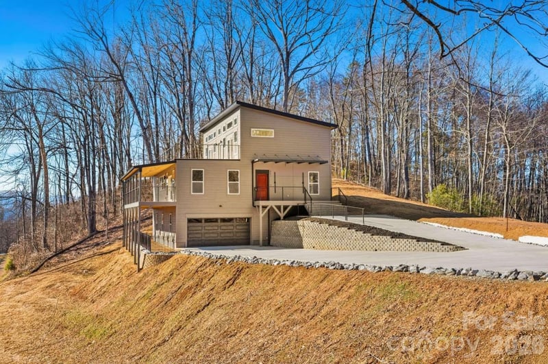 331 Silent Forest Dr, Canton, NC 28716