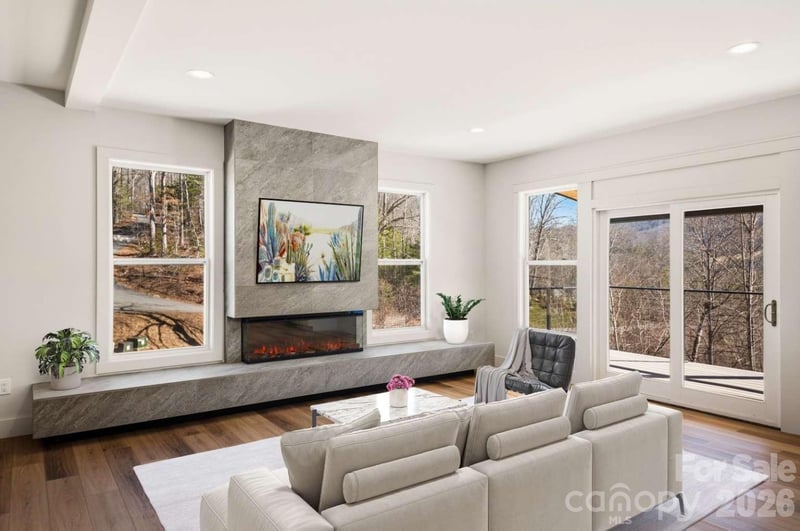 331 Silent Forest Dr, Canton, NC 28716