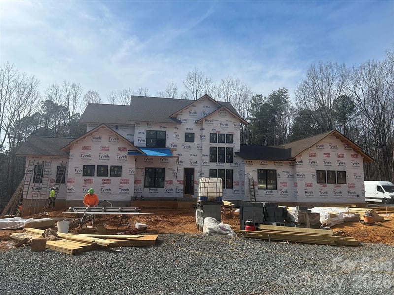9215 Island Point Rd, Charlotte, NC 28278