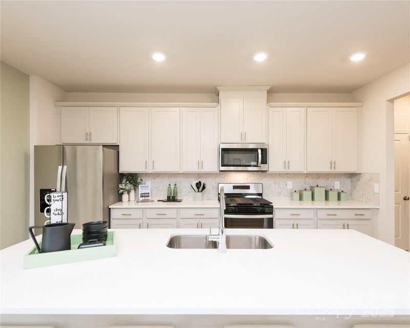 7233 Yardley St, Gastonia, NC 28056