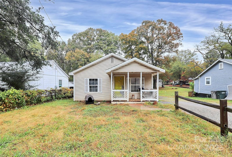 1104 Davidson Ave, Gastonia, NC 28052