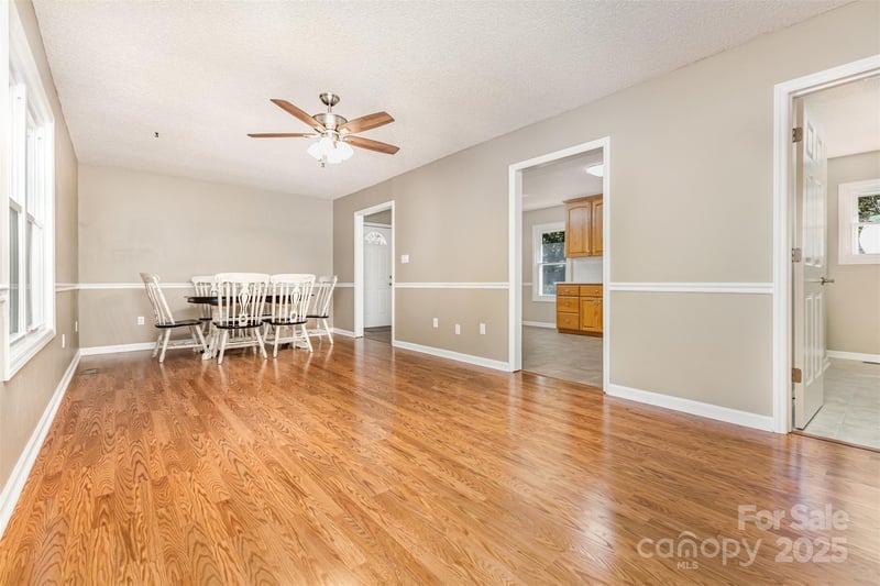709 Robin Ave, Kannapolis, NC 28081