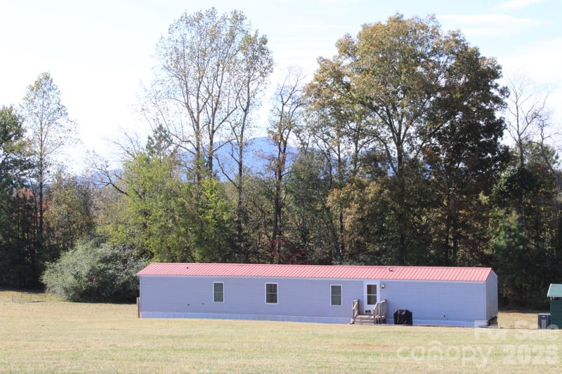 260 Buck Branch Rd, Mill Spring, NC 28756