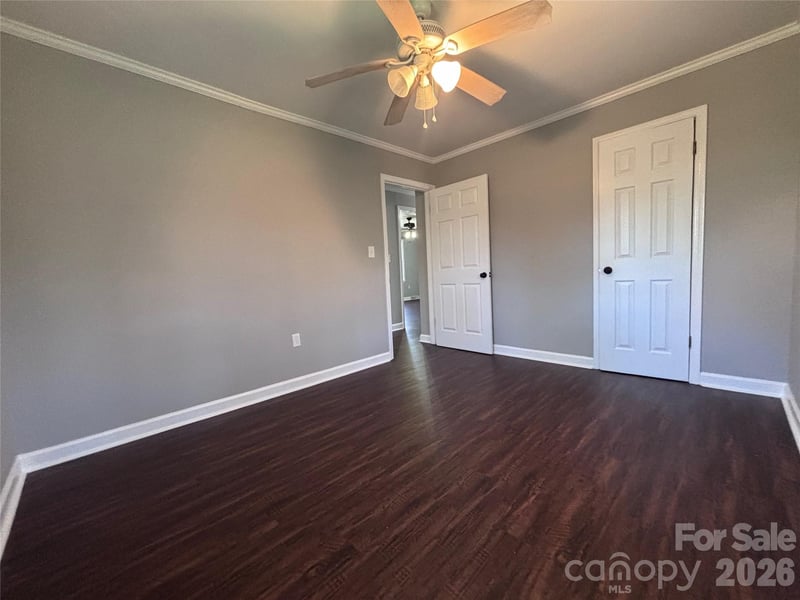 234 Allendale Dr, Forest City, NC 28043