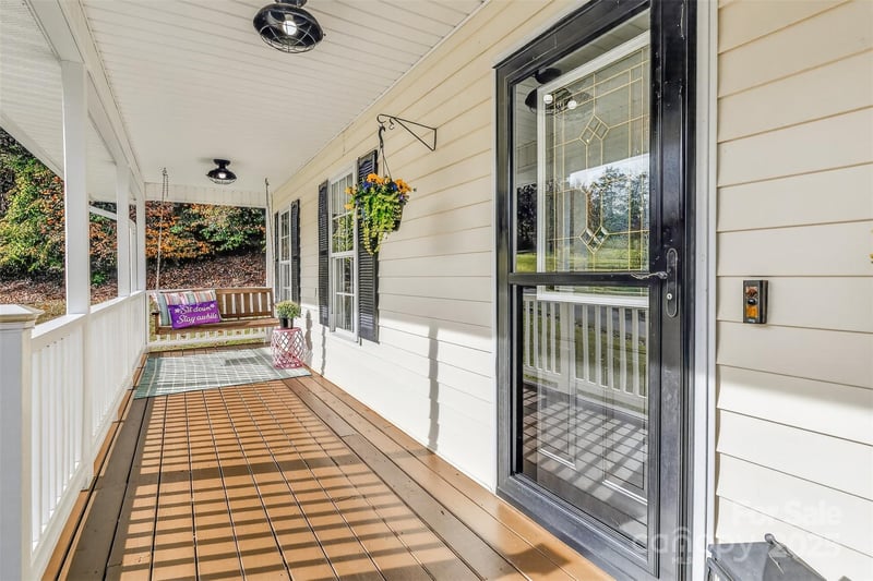 3 Carissa Dr, Weaverville, NC 28787