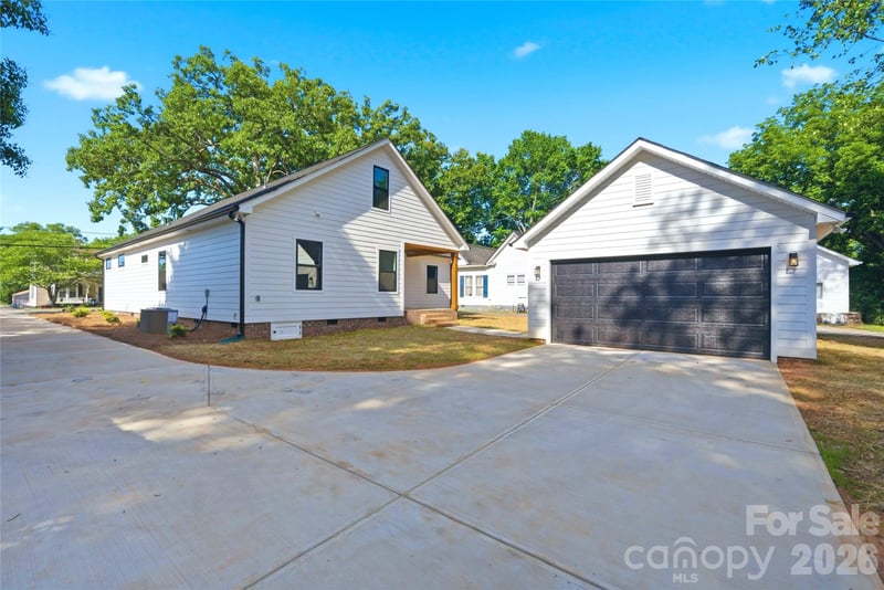 356 Main St, Mcadenville, NC 28101