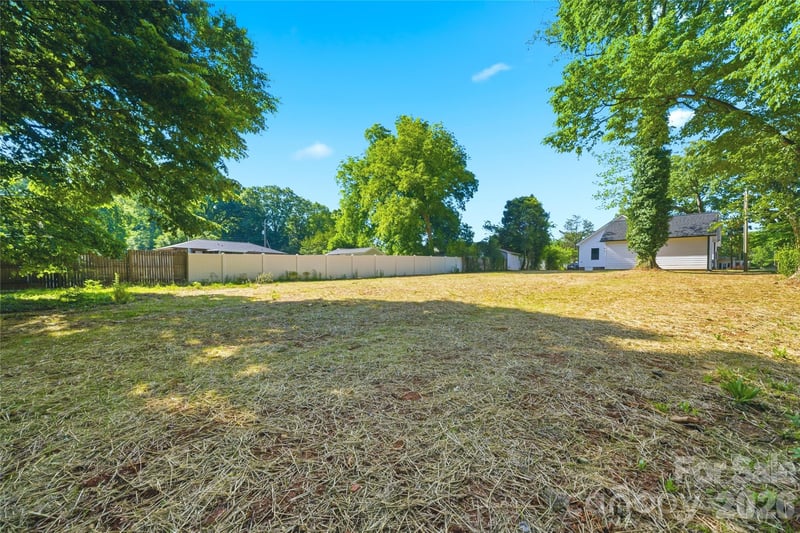 356 Main St, Mcadenville, NC 28101