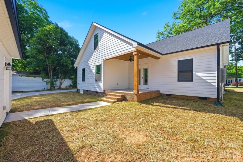 356 Main St, Mcadenville, NC 28101