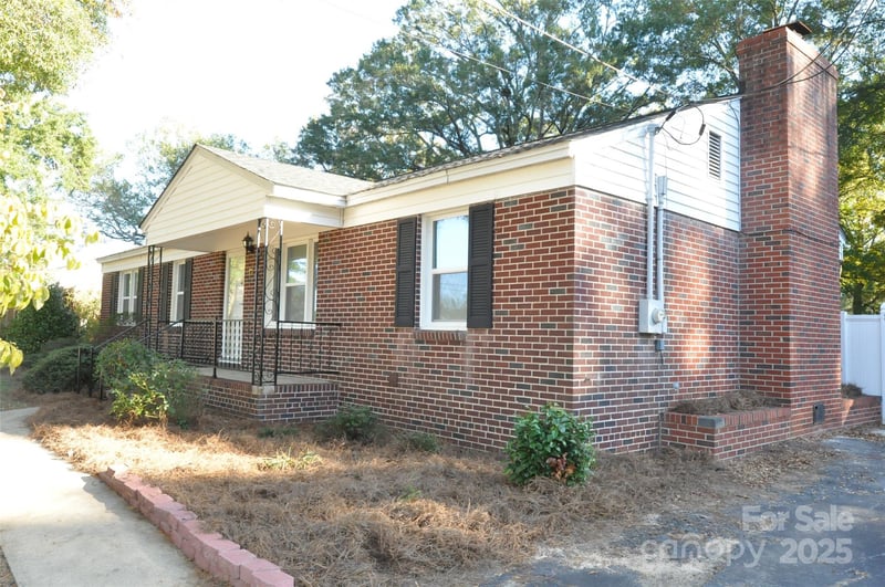 109 Hardin St, Chester, SC 29706
