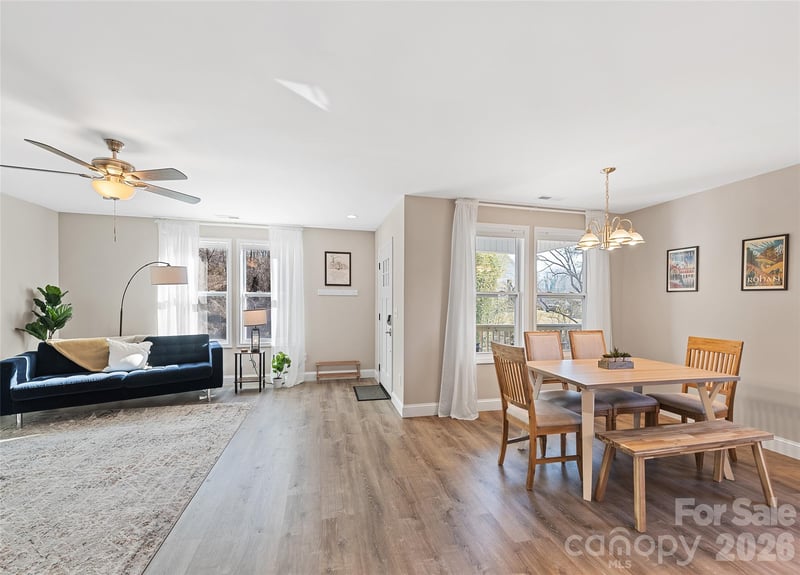 687 Holtzclaw Rd, Canton, NC 28716