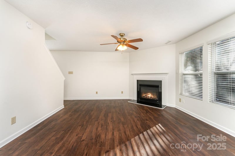 7601 Eben Dr, Charlotte, NC 28269