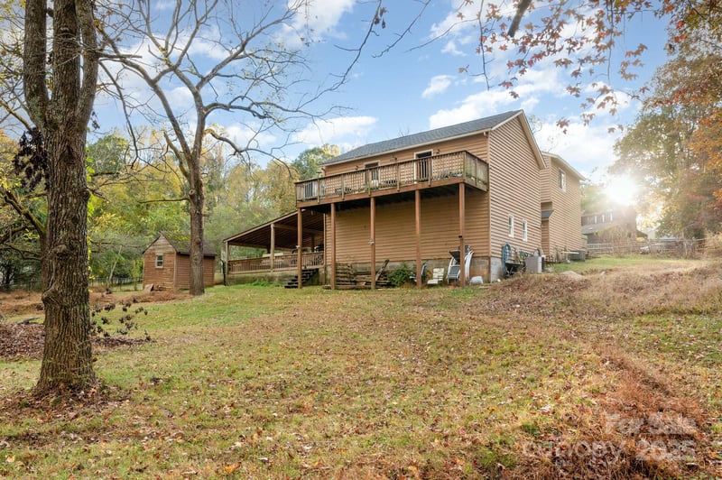 6013 Tall Tree Ln, Harrisburg, NC 28075