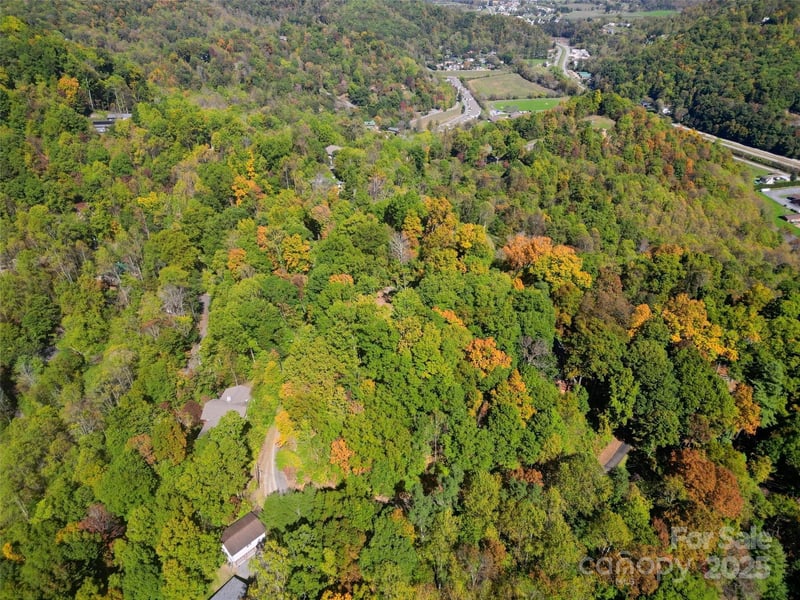 534 Cicada Dr, Maggie Valley, NC 28751