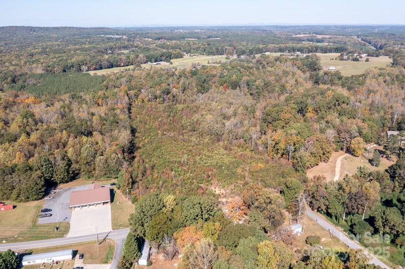 4369 Mount Pleasant Rd, Sherrills Ford, NC 28673