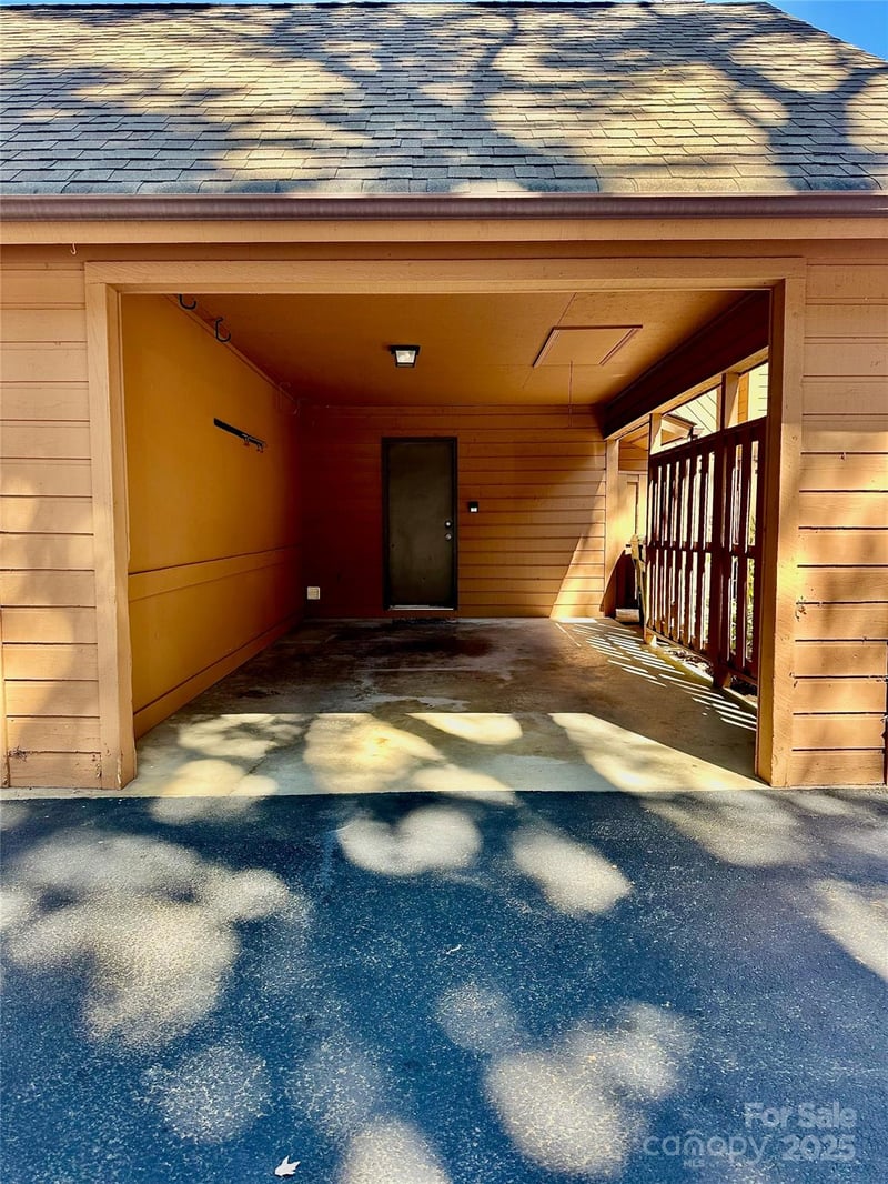 25 Village Dr #25, Asheville, NC 28803