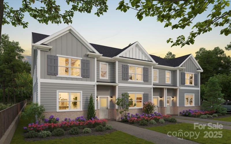 4634 Dogwood Pl, Charlotte, NC 28215