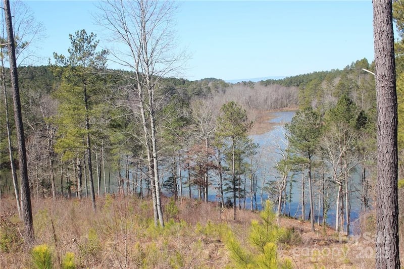 2226 Inlet Shore Rd #29, Connelly Springs, NC 28612