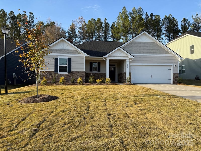 420 Lancashire Ct, Denver, NC 28037