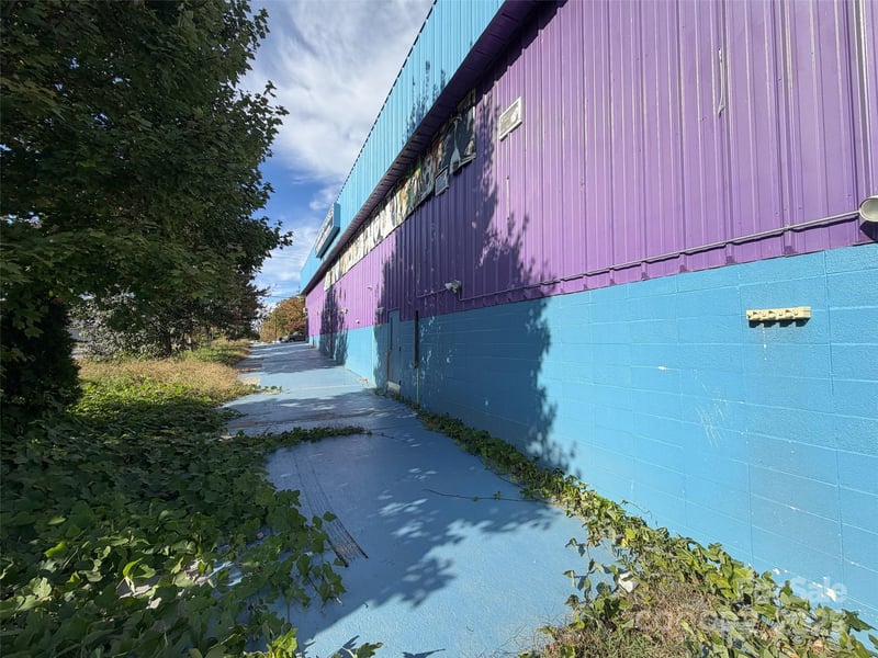 900 Chapel Rd, Asheville, NC 28803