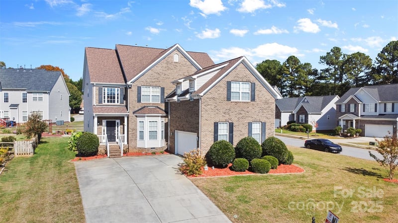 131 History Ln, Statesville, NC 28677
