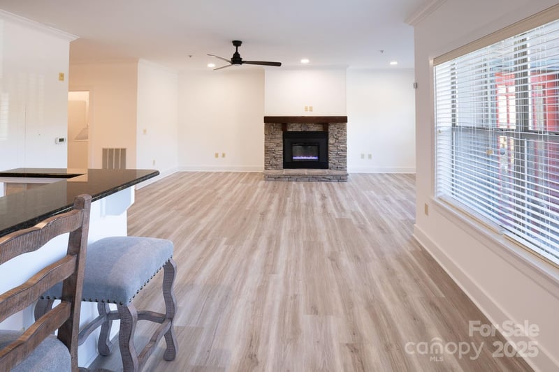 9 Kenilworth Knoll #207, Asheville, NC 28805