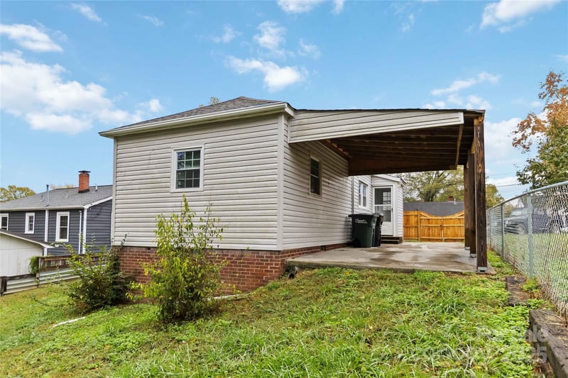 233 Jefferson Ave, Concord, NC 28025