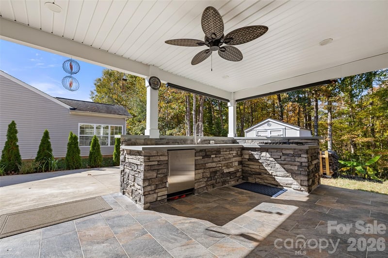 1828 Kilkenny Dr, Clover, SC 29710