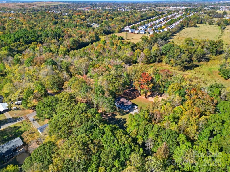 3642 Waterloo Dr, Harrisburg, NC 28075