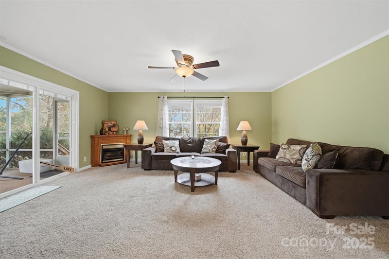 4247 Laurel Hill Rd, Claremont, NC 28610