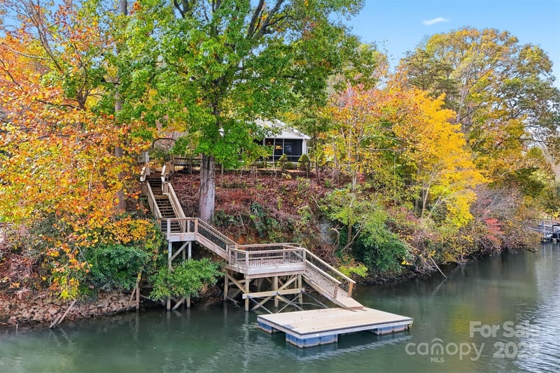 4247 Laurel Hill Rd, Claremont, NC 28610
