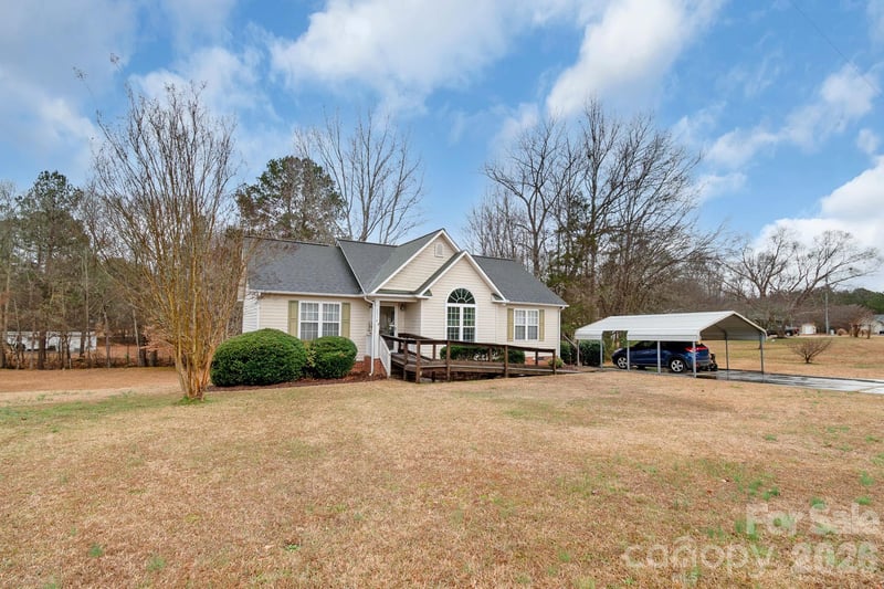2514 Oxford Cir, Lancaster, SC 29720