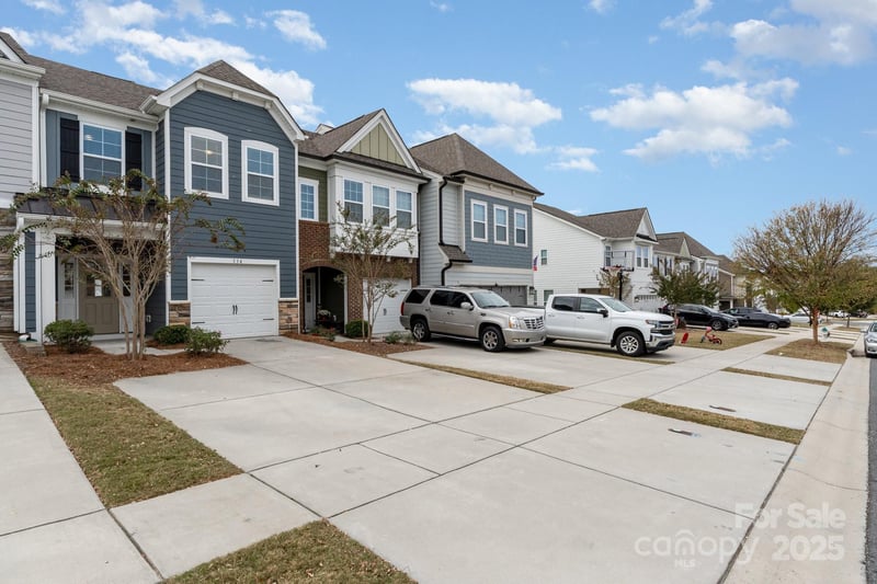 334 Embers Ln, Clover, SC 29710