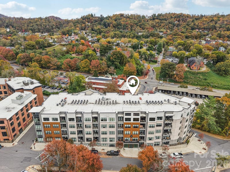 55 Market St #407, Asheville, NC 28801